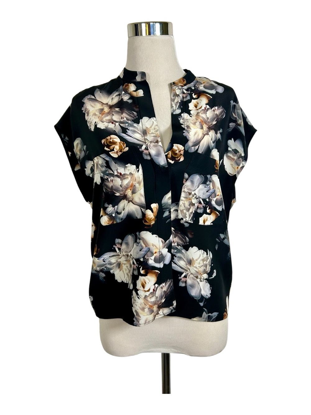 Vince 100% Silk Black Floral Cap Sleeve Blouse